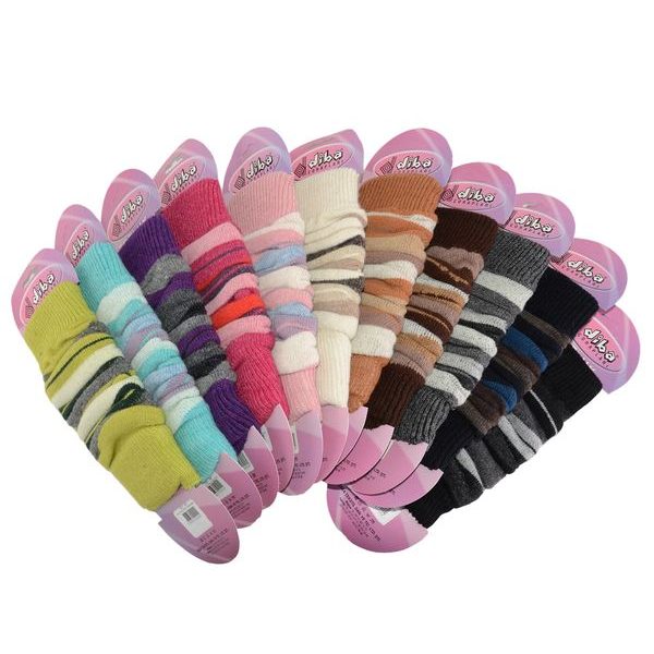 NÁVLEKY DIBA S VLNOU PRUHOVANÉ - NÁVLEKY S VLNOU{% if zbozi.kategorie.adresa_nazvy[0] != zbozi.kategorie.nazev %} - NA NOŽIČKY{% endif %}