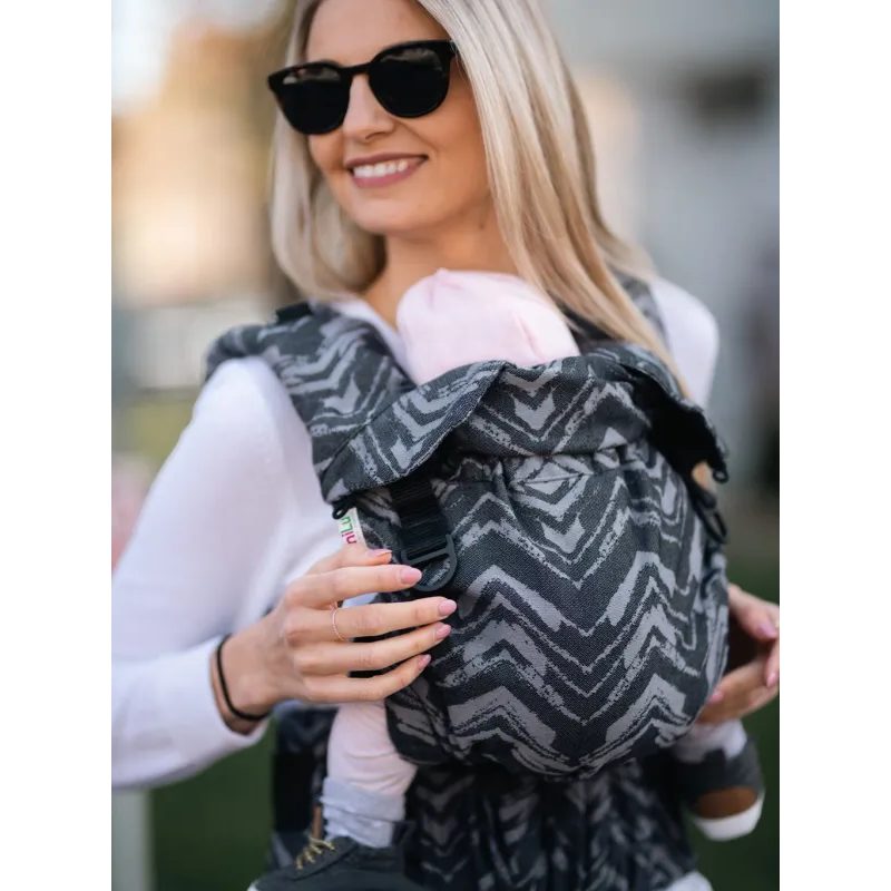 MONILU UNI START NOSÍTKO - BOHO DARK GREY - MONILU UNI START - NOSÍTKA