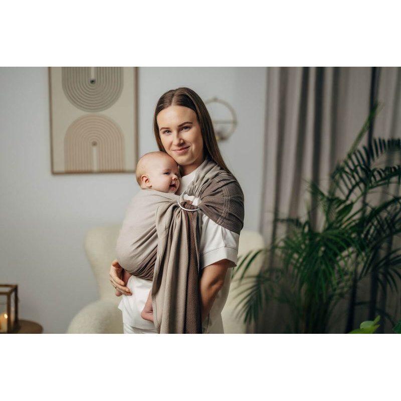 LENNY LAMB BASIC LINE RING SLING - LITTLE HERRINGBONE BABY CAFFE LATTE - STANDARD 1,8 M - LENNYLAMB RING SLING - ŠÁTKY