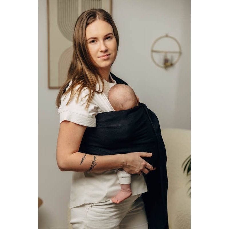 LENNYLAMB BASIC LINE RING SLING - LITTLE HERRINGBONE BLACK EBONY - STANDARD 1,8M - LENNYLAMB RING SLING - ŠÁTKY