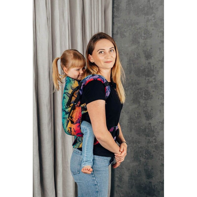 LENNYPRESCHOOL NOSÍTKO - JURASSIC PARK - NEW ERA - LENNYPRESCHOOL - NOSÍTKA