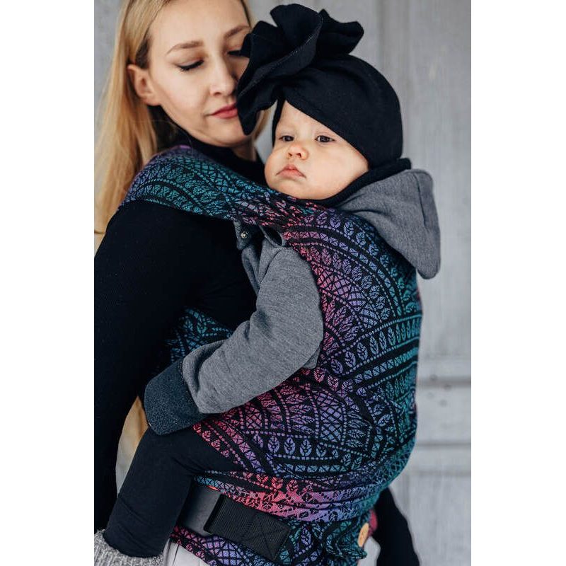 LENNYHYBRID NOSÍTKO STANDARD - PEACOCK'S TAIL - BLACK OPAL (MERINO, HEDVÁBÍ, KAŠMÍR) - LENNYHYBRID - NOSÍTKA