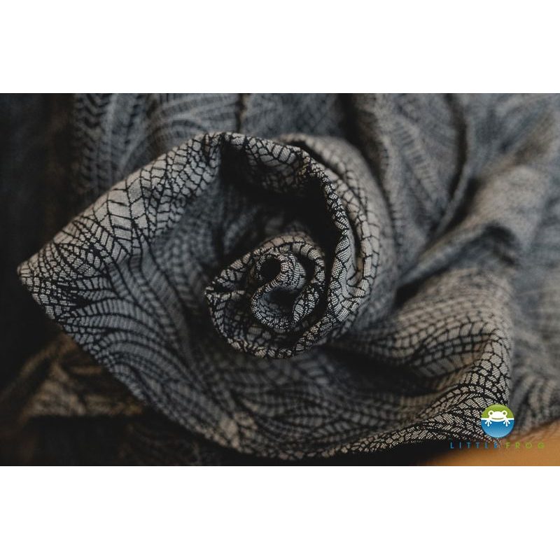 LITTLE FROG RING SLING - NIGHT WILDNESS LEN - S (1,7 M) - LITTLE FROG /BELOVED SLINGS RING SLING - ŠÁTKY