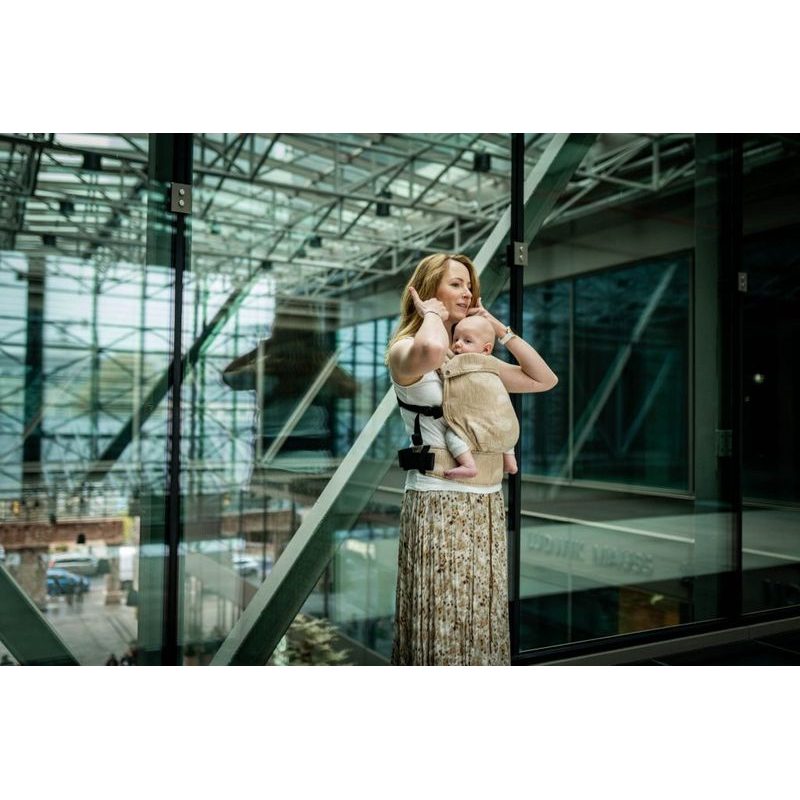 QUSY NOSÍTKO STANDARD 2.0 - SAND STORIES NUDE - QUSY - NOSÍTKA