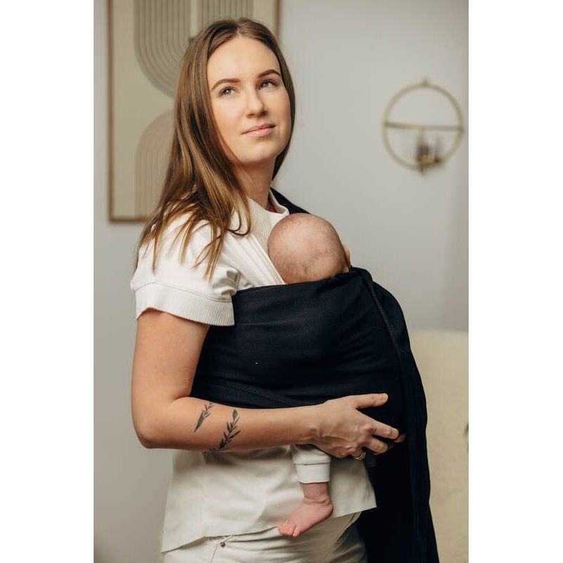 LENNYLAMB BASIC LINE RING SLING - LITTLE HERRINGBONE BLACK EBONY - STANDARD 1,8M - LENNYLAMB RING SLING - ŠÁTKY