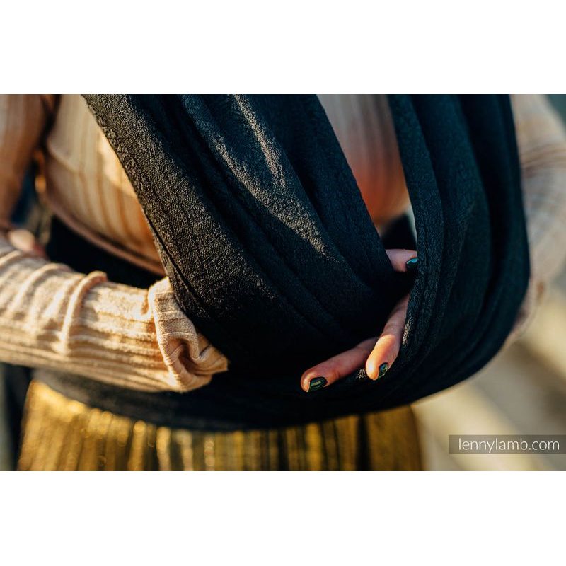 LENNY LAMB - PEACOCK'S TAIL - PITCH BLACK (MERINO) - LENNYLAMB - ŠÁTKY