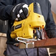 POWERPLUS POWX0362 PŘÍMOČARÁ PILA 800 W LASER - 12 ACC. - PŘÍMOČARÉ PILY - ELEKTRICKÉ NÁŘADÍ