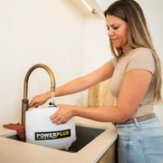 POWERPLUS POWX326 VYSAVAČ SUCHO/MOKRO 1 600 W S TEPOVAČEM - VYSAVAČE - ELEKTRICKÉ NÁŘADÍ