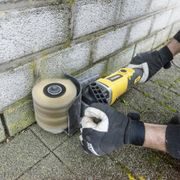 POWERPLUS POWX0497 VÁLCOVÁ SATINAČNÍ BRUSKA 1400W - KARTÁČOVÉ, VÁLCOVÉ SATINAČNÍ BRUSKY - ELEKTRICKÉ NÁŘADÍ