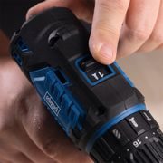 SCHEPPACH BC-CD60-X-SET S 20 V IXES AKU PŘÍKLEPOVÝ VRTACÍ ŠROUBOVÁK + 2AH BATERIE + NABÍJEČKA 2,4 A - PŘÍKLEPOVÝ ŠROUBOVÁK 18V - 20V - AKU NÁŘADÍ