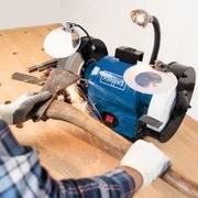 SCHEPPACH BG 200 AL DVOUKOTOUČOVÁ BRUSKA S BÍLÝM KAMENEM - DVOUKOTOUČOVÉ BRUSKY - ELEKTRICKÉ NÁŘADÍ