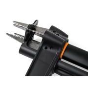 VYTRHÁVAČ PLEVELE FISKARS XACT - VYTRHÁVAČ PLEVELE - ZAHRADA