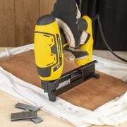 POWERPLUS POWX13801 ELEKTRICKÁ SPONKOVAČKA / HŘEBÍKOVAČKA 800W - SPONKOVAČKY - ELEKTRICKÉ NÁŘADÍ