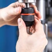 SCHEPPACH TBM 250 VARIO STOJANOVÁ VRTAČKA S KŘÍŽOVÝM LASEREM - STOLNÍ SLOUPOVÉ VRTAČKY - ELEKTRICKÉ NÁŘADÍ