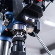 SCHEPPACH TBM 300 VARIO STOJANOVÁ VRTAČKA S KŘÍŽOVÝM LASEREM A LED OSVĚTLENÍM - STOLNÍ SLOUPOVÉ VRTAČKY - ELEKTRICKÉ NÁŘADÍ