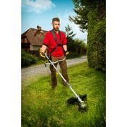 RIWALL PRO RPB 360 4T KŘOVINOŘEZ S BENZÍNOVÝM 4-TAKTNÍM MOTOREM 36 CM3 - 4-TAKTNÍ KŘOVINOŘEZY - ZAHRADA