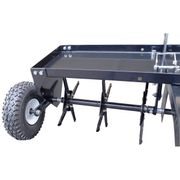 RIWALL PRO RPA 102 T PŘÍVĚSNÝ PROVZDUŠŇOVAČ TRÁVNÍKU 102 CM - PROVZDUŠŇOVAČE, ŘÁDKOVAČE ZA TRAKTOR - ZAHRADA