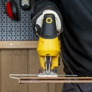 POWERPLUS POWX0362 PŘÍMOČARÁ PILA 800 W LASER - 12 ACC. - PŘÍMOČARÉ PILY - ELEKTRICKÉ NÁŘADÍ