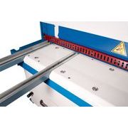 ELEKTRICKÉ NŮŽKY NA PLECH MTBS 1540-40 B S PROGRAMOVATELNÝM ZADNÍM DORAZEM - STROJNÍ NŮŽKY - KOVOOBRÁBĚCÍ STROJE