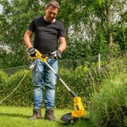POWERPLUS POWXG30031 ELEKTRICKÝ VYŽÍNAČ 450W - 300MM 2X STRUNA - ELEKTRICKÉ STRUNOVÉ SEKAČKY - ZAHRADA