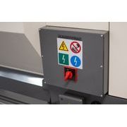 SPE-1000PV - SOUSTRUH NA KOV S DIGITÁLNÍM ODMĚŘOVÁNÍM - SOUSTRUHY - KOVOOBRÁBĚCÍ STROJE