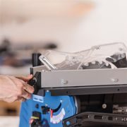 SCHEPPACH HS 210 STOLOVÁ PILA - STOLNÍ PILY - ELEKTRICKÉ NÁŘADÍ