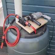 KREATOR KRT992010 ČERPADLO NA VRTAČKU - ČERPADLA - ZAHRADA