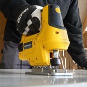 POWERPLUS POWX0302 PŘÍMOČARÁ PILA 600 W 1 ACC. - PŘÍMOČARÉ PILY - ELEKTRICKÉ NÁŘADÍ
