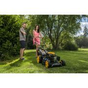 RIWALL PRO RPM 5355 MULTIFUNKČNÍ TRAVNÍ SEKAČKA 4 V 1 S BENZINOVÝM MOTOREM A POJEZDEM - SEKAČKY SE ZÁBĚREM 50-56 CM - ZAHRADA