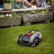RIWALL PRO RRM 500 APP ROBOTICKÁ SEKAČKA ( 500 M2 ) S VODÍCÍM DRÁTEM - ROBOTICKÉ SEKAČKY - ZAHRADA