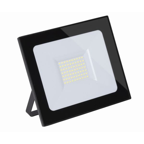 POWERPLUS POWLI20511 LED REFLEKTOR 50 W ECO - LED SVĚTLA{% if zbozi.kategorie.adresa_nazvy[0] != zbozi.kategorie.nazev %} - SVÍTIDLA{% endif %}