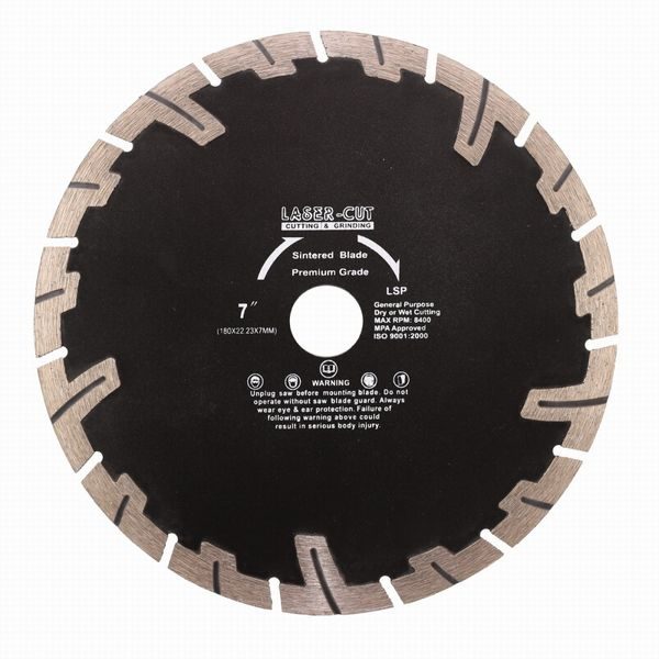 LASER-CUT L00124 DIAMANTOVÝ KOTOUČ SEGMENTOVÝ 180 X 22,23 X 7MM LSP - DIA KOTOUČ 180 MM{% if zbozi.kategorie.adresa_nazvy[0] != zbozi.kategorie.nazev %} - PŘÍSLUŠENSTVÍ{% endif %}