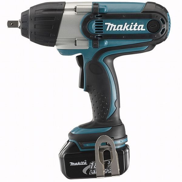 MAKITA BTW450RFE - AKU RÁZOVÝ UTAHOVÁK - RÁZOVÝ UTAHOVÁK 18V{% if zbozi.kategorie.adresa_nazvy[0] != zbozi.kategorie.nazev %} - AKU NÁŘADÍ{% endif %}