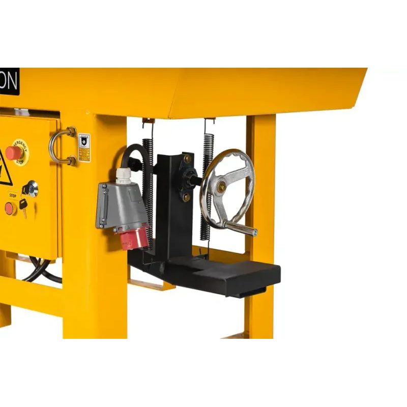 ŘEZAČKA CIHEL LUMAG ZS-700PRON - ŘEZAČKY OBKLADŮ A DLAŽBY + PŘÍSLUŠENSTVÍ - STAVEBNÍ TECHNIKA