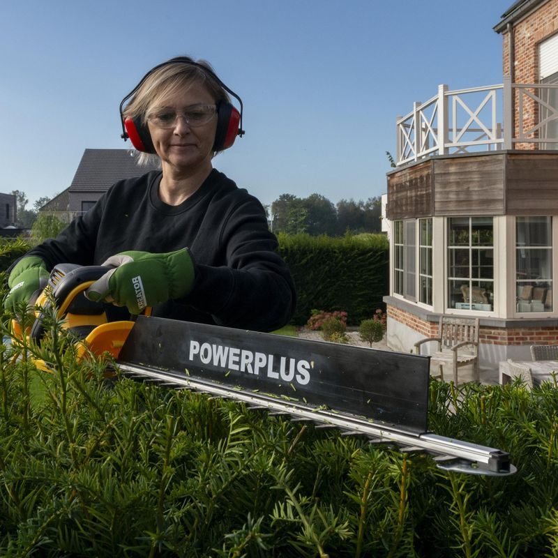 POWERPLUS POWXG20091 ELEKTRICKÝ PLOTOSTŘIH 750W - 700MM - ELEKTRICKÝ PLOTOSTŘIH - ZAHRADA