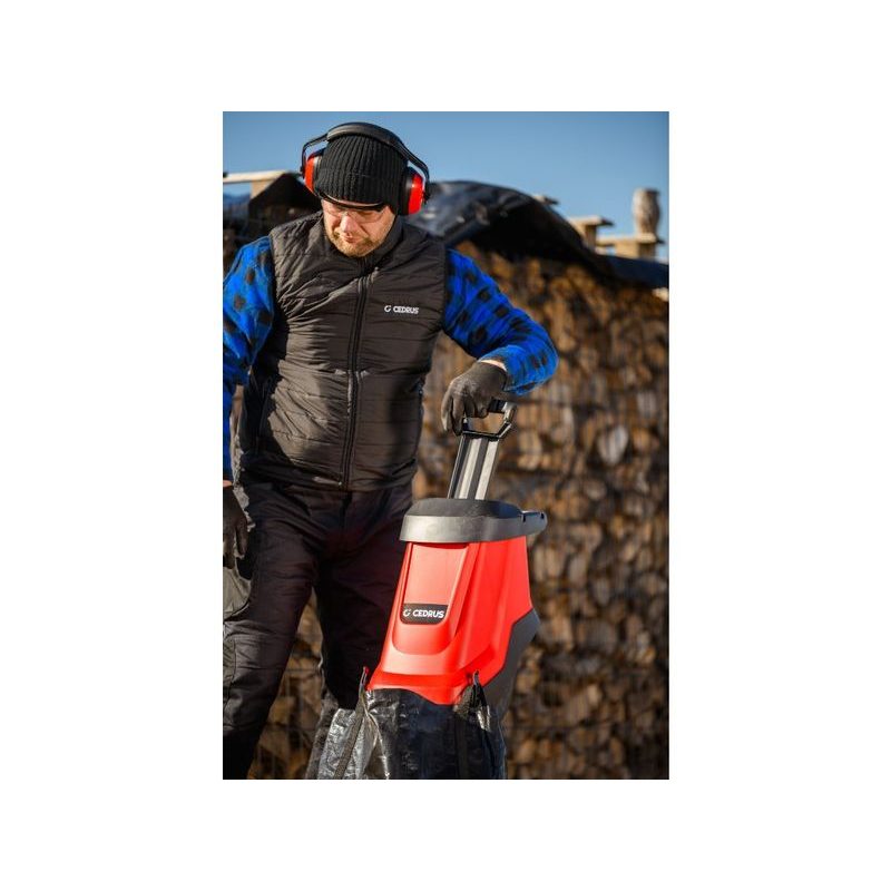 ELEKTRICKÝ DRTIČ VĚTVÍ HAHN & SOHN CEDRUS RE04 - DRTIČ S ELEKTRICKÝM MOTOREM - ZAHRADA