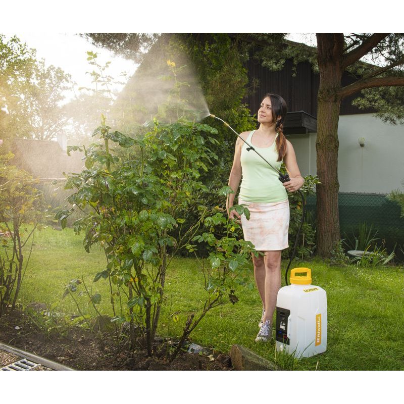 RIWALL PRO RAS 1220 SET 20V AKU POSTŘIKOVAČ + 2AH BATERIE + NABÍJEČKA 2,4 A - AKU POSTŘIKOVAČE - ZAHRADA
