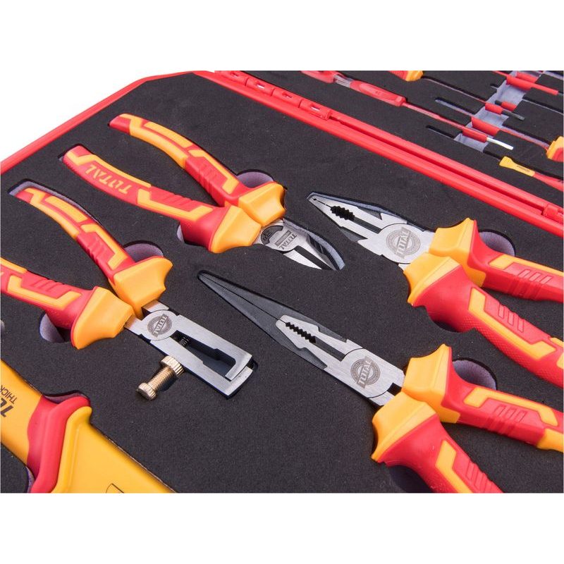 TOTAL SADA ELEKTRIKÁŘSKÉHO NÁŘADÍ, 16KS, 1000V, VDE, THKITH1601 - SADY NÁŘADÍ - RUČNÍ NÁŘADÍ