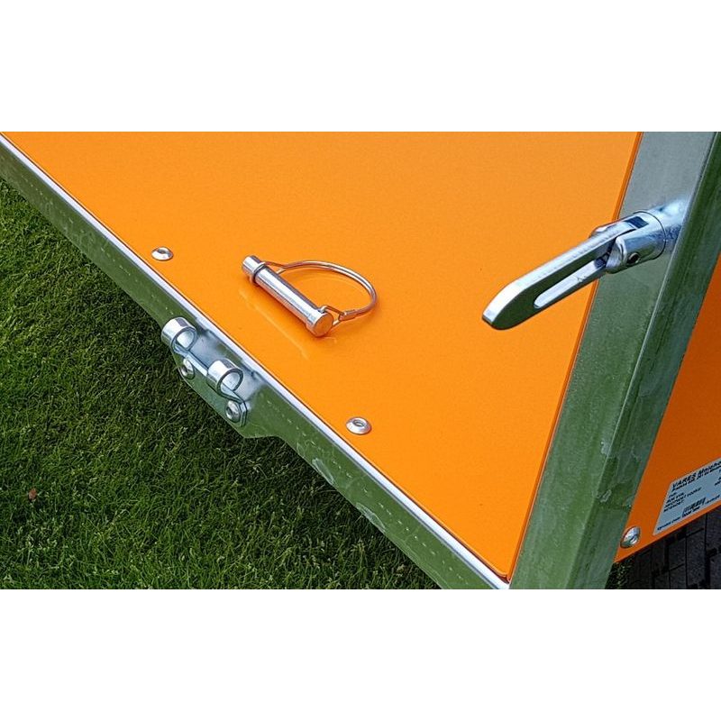 VOZÍK TR 220S – POZINK PLUS+, PRACHOTĚSNÉ NÁBOJE KOL, PROFI LOVANÝ NOSNÍK KORBY TL. 3 MM - VOZÍK VARES PRO ZAHRADNÍ TRAKTORY - VOZÍKY ZA TRAKTOR - ZAHRADA