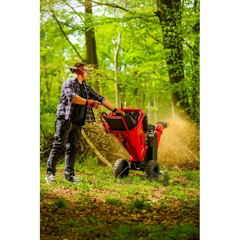 DRTIČ VĚTVÍ HAHN & SOHN CEDRUS RB02PRO - DRTIČ S BENZÍNOVÝM MOTOREM - ZAHRADA