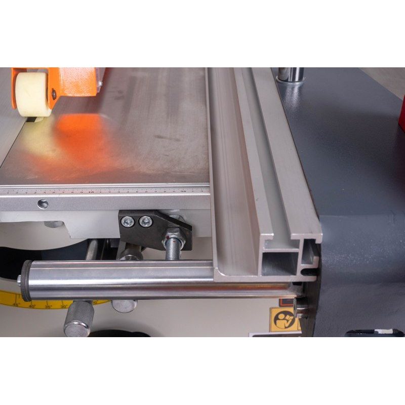 PKS-300F - FORMÁTOVACÍ PILA S PŘEDŘEZEM - FORMÁTOVACÍ PILY - DŘEVOOBRÁBĚCÍ STROJE