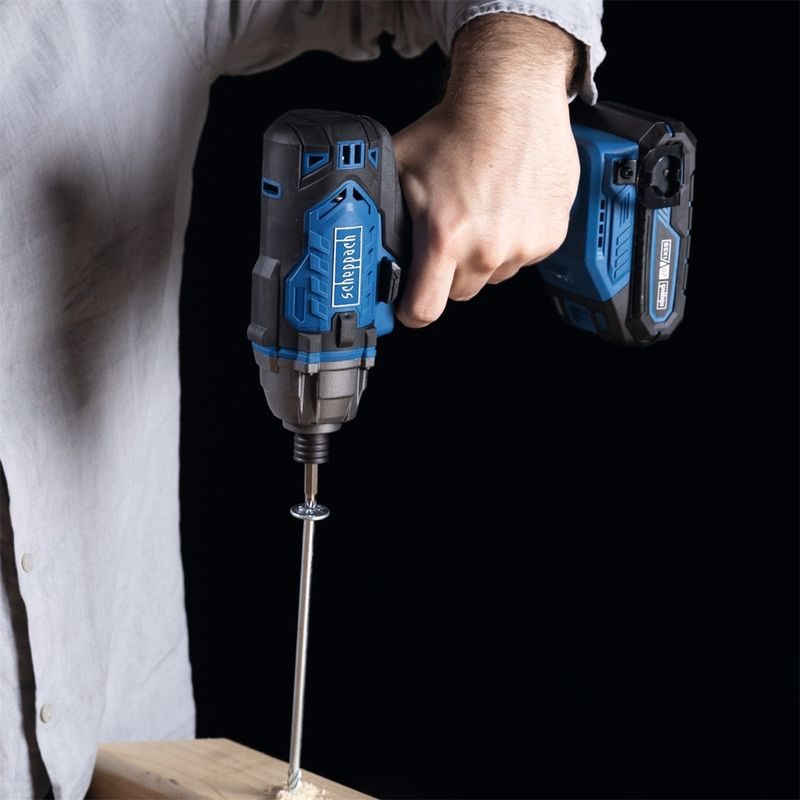 SCHEPPACH C-ID180-X-SET S AKU 20 V IXES RÁZOVÝ UTAHOVÁK + 2AH BATERIE + NABÍJEČKA 2,4 A - RÁZOVÝ UTAHOVÁK 18V - AKU NÁŘADÍ