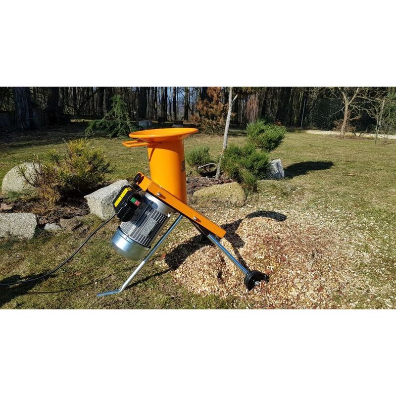 SHARK 2,2 KW - DRTIČ VĚTVÍ A ZAHRADNÍHO ODPADU - DRTIČ S ELEKTRICKÝM MOTOREM - ZAHRADA