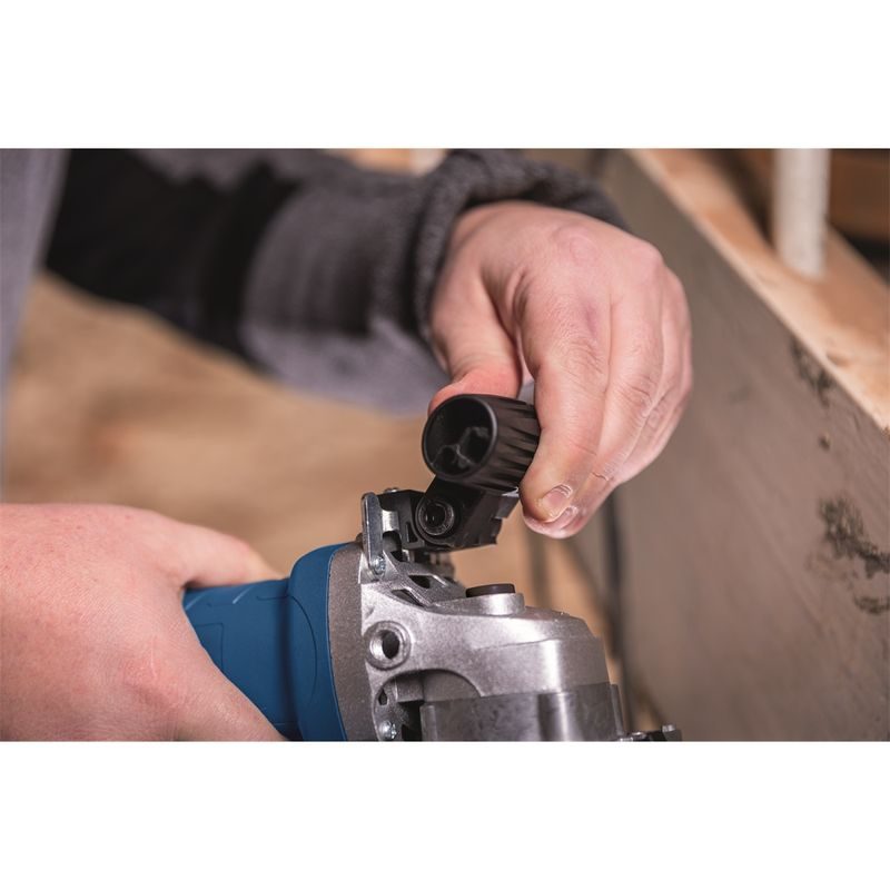 SCHEPPACH LFR 720 FRÉZKA NA LAKY A ODSTRAŇOVAČ NÁTĚRŮ - FRÉZKY - ELEKTRICKÉ NÁŘADÍ