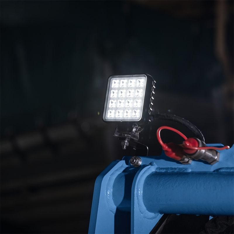 SCHEPPACH MKL 730 - PÁSOVÝ SMYKOVÝ NAKLADAČ - NAKLADAČE, MINIBAGRY - STAVEBNÍ TECHNIKA