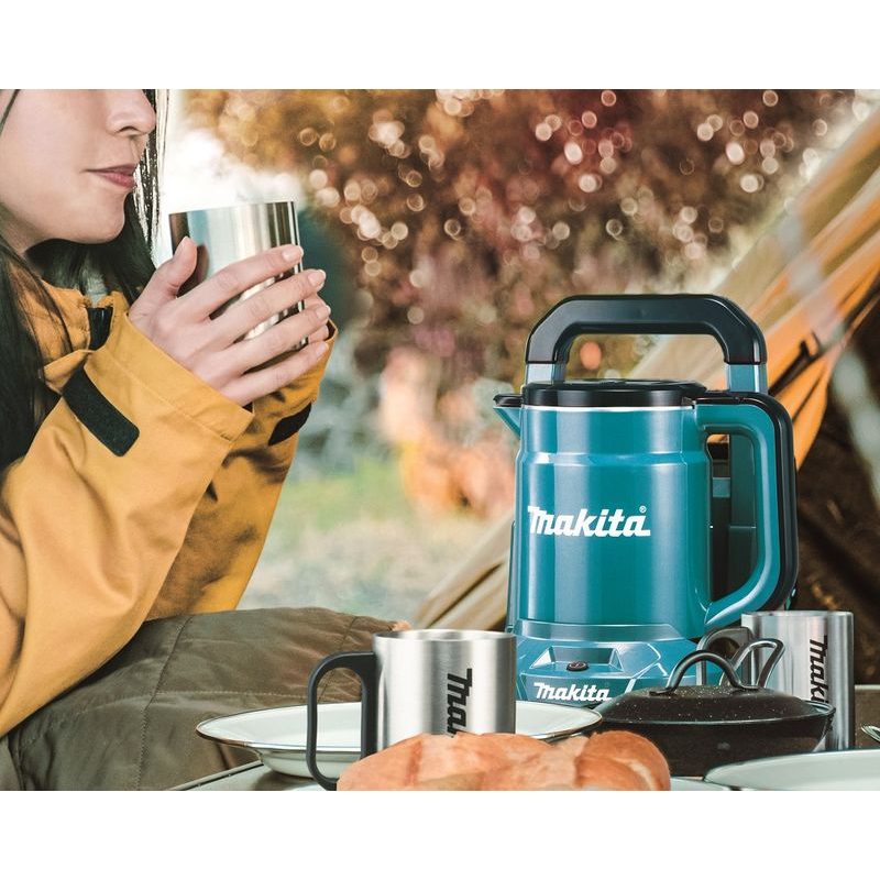 MAKITA KT001GZ - AKU RYCHLOVARNÁ KONVICE LI-ION XGT 40V BEZ AKU Z - AKU SPECIALITY - AKU NÁŘADÍ