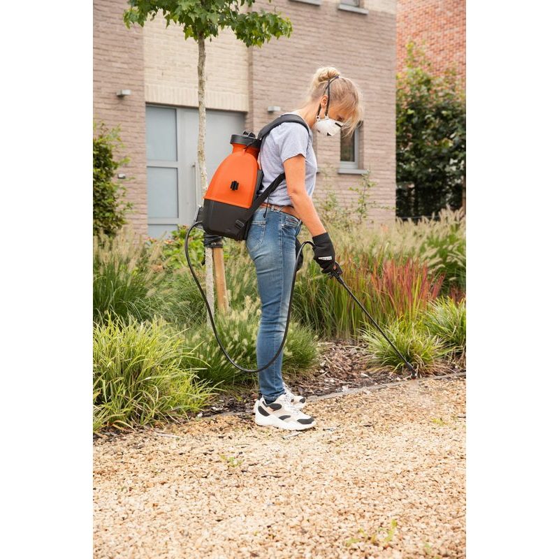 POWERPLUS POWDPG80460 AKU POSTŘIKOVAČ 20V 16L (BEZ BATERIE) - AKU POSTŘIKOVAČE - ZAHRADA