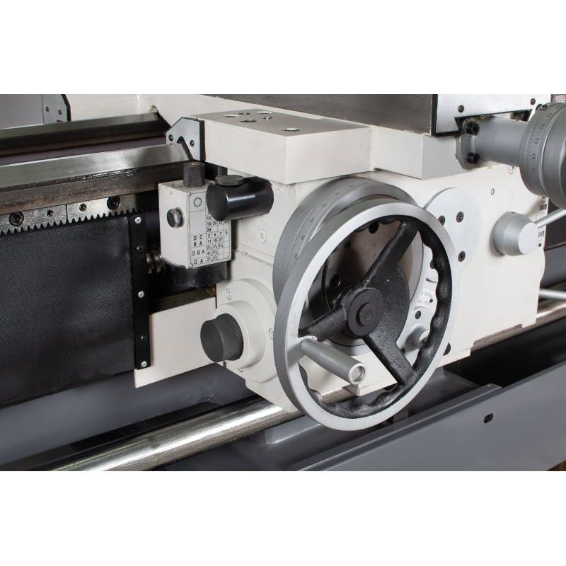 SPI-3000 - SOUSTRUH NA KOV S DIGITÁLNÍM ODMĚŘOVÁNÍM - SOUSTRUHY - KOVOOBRÁBĚCÍ STROJE
