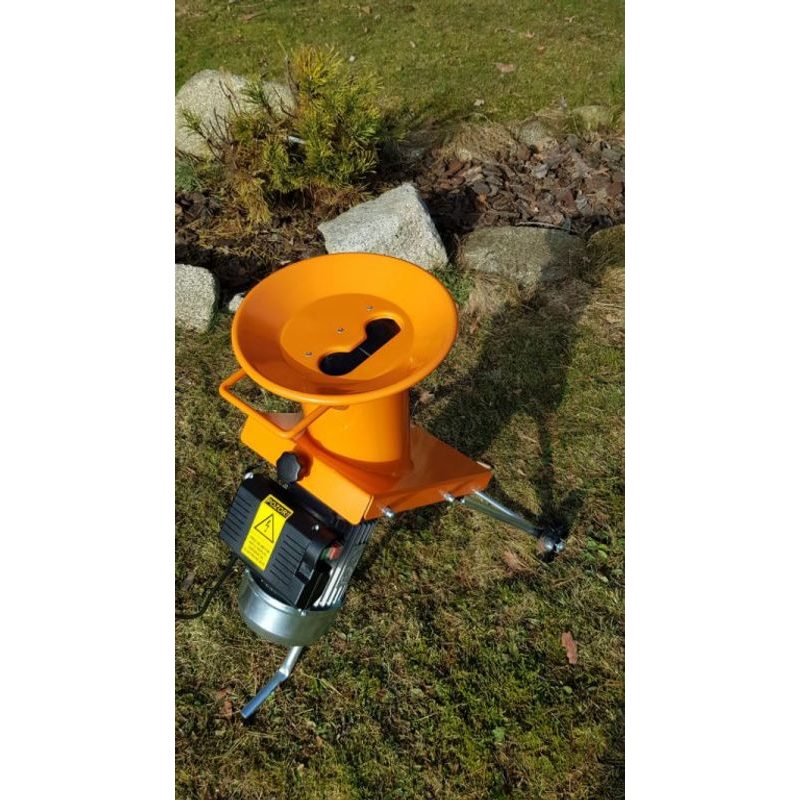 SHARK 2,2 KW - DRTIČ VĚTVÍ A ZAHRADNÍHO ODPADU - DRTIČ S ELEKTRICKÝM MOTOREM - ZAHRADA