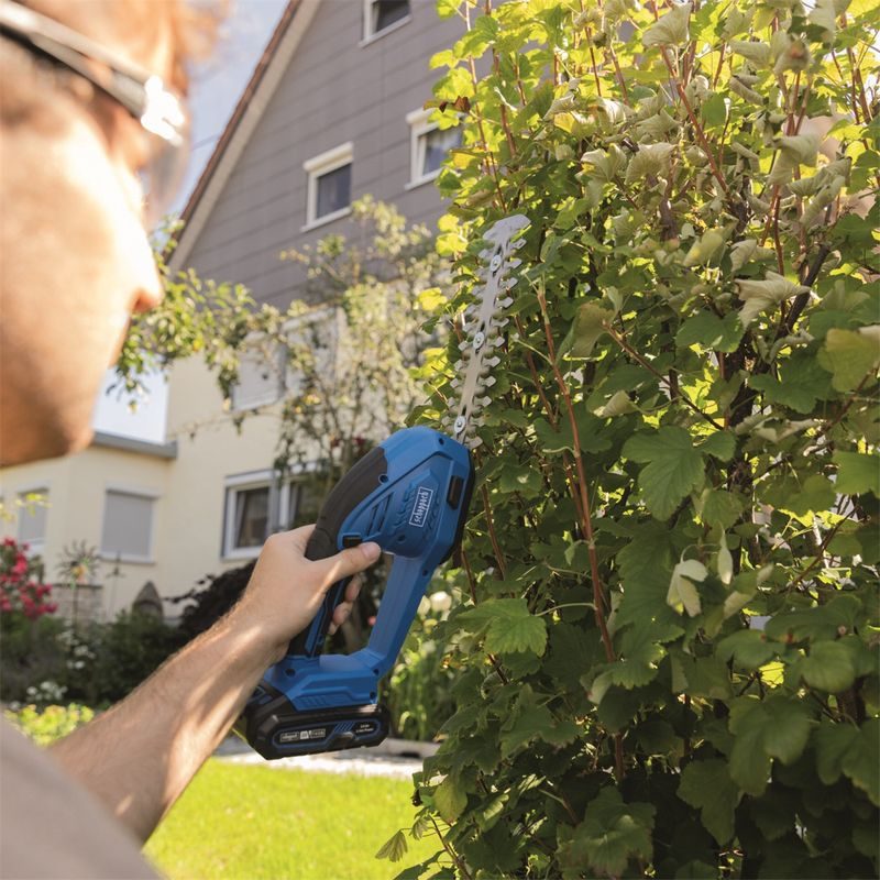 SCHEPPACH C-HTGS200-X 20 V IXES AKU NŮŽKY NA TRÁVU A KEŘE (BEZ BATERIE A NABÍJEČKY) - AKUMULÁTOROVÝ PLOTOSTŘIH - ZAHRADA